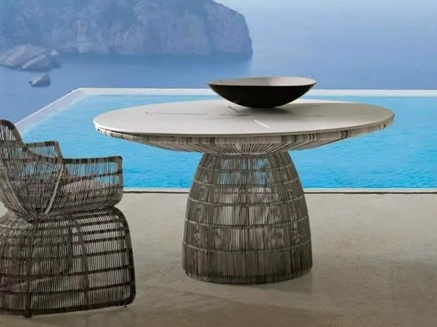 дизайнерский стол для сада B&B Italia Outdoor дизайнерский стол для сада B&B Italia Outdoor