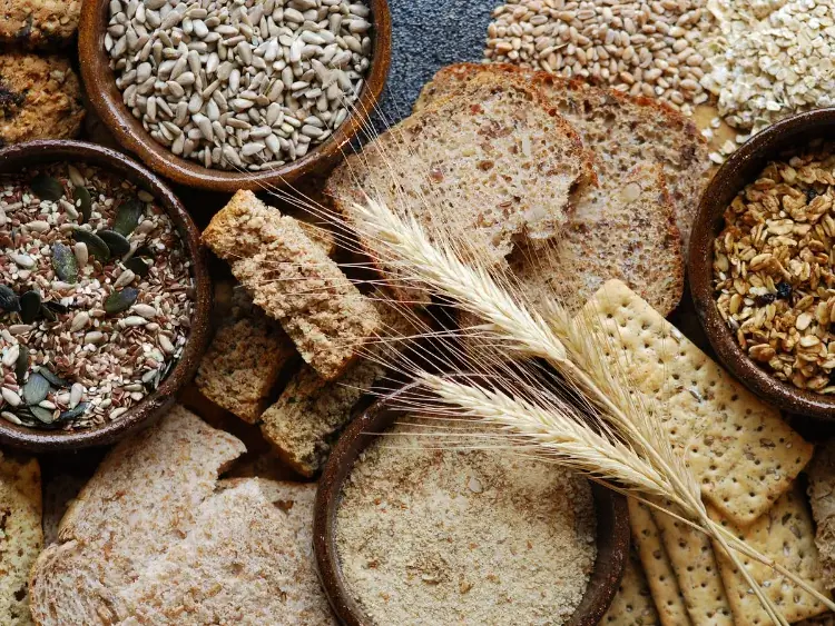 цельнозерновые продукты в умеренных количествах цельнозерновые продукты в умеренных количествах