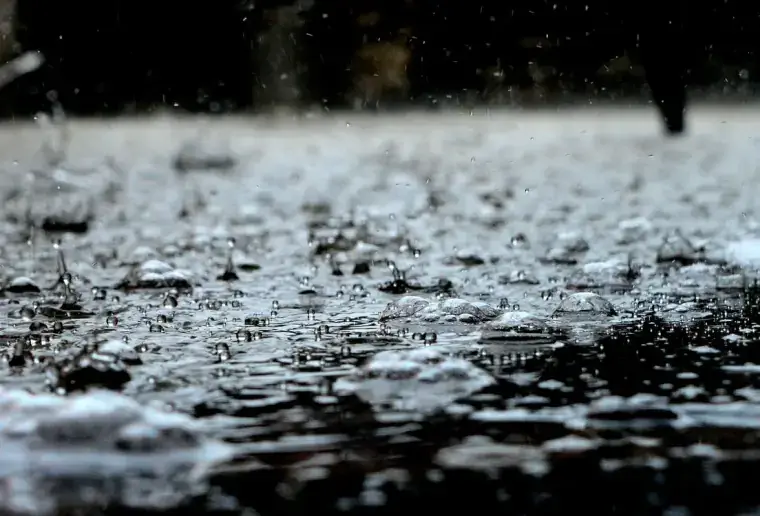 дождевая вода