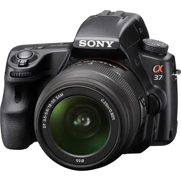 Цифровая зеркальная камера Sony Alpha SLT-A37