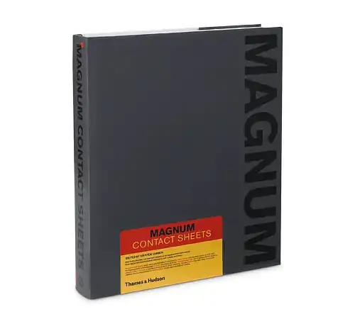 Контактные листы Magnum от Кристен Люббен