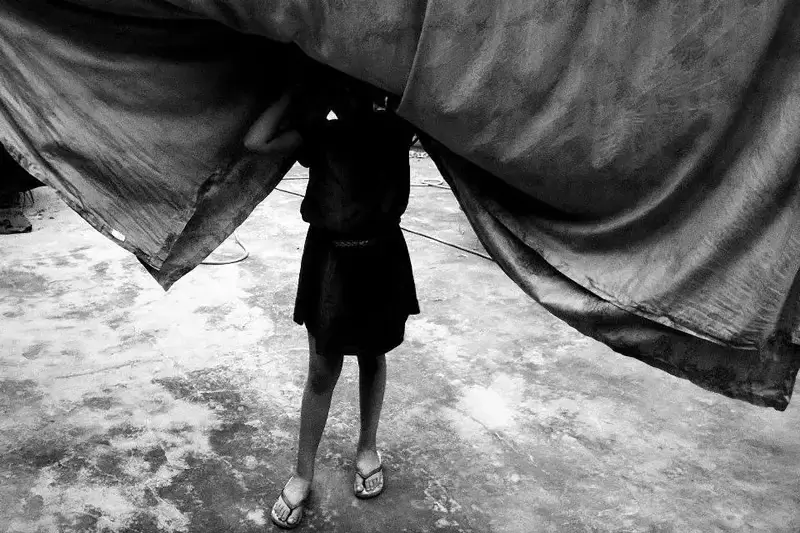 Другая любовь – серия фотографий индийского фотографа Девашиша Гаура
