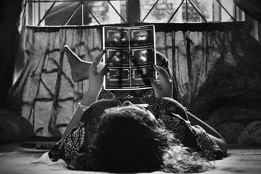 История девяти месяцев - серия фотографий индийского фотографа Сатыки Бисвас