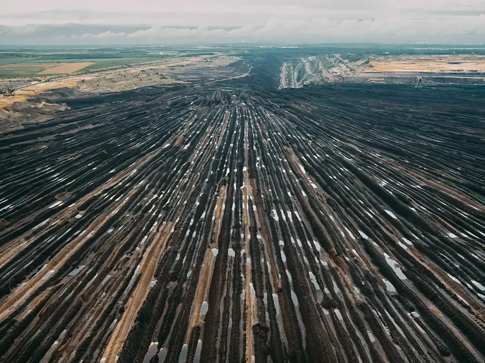 Фотограф Том Хеген удивительно запечатлел крупнейшие угольные шахты Германии