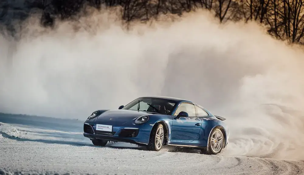 Porsche Ice Experience: фотограф Кай Хартманн сделал потрясающий снимок в Северном Китае, Внутренняя Монголия