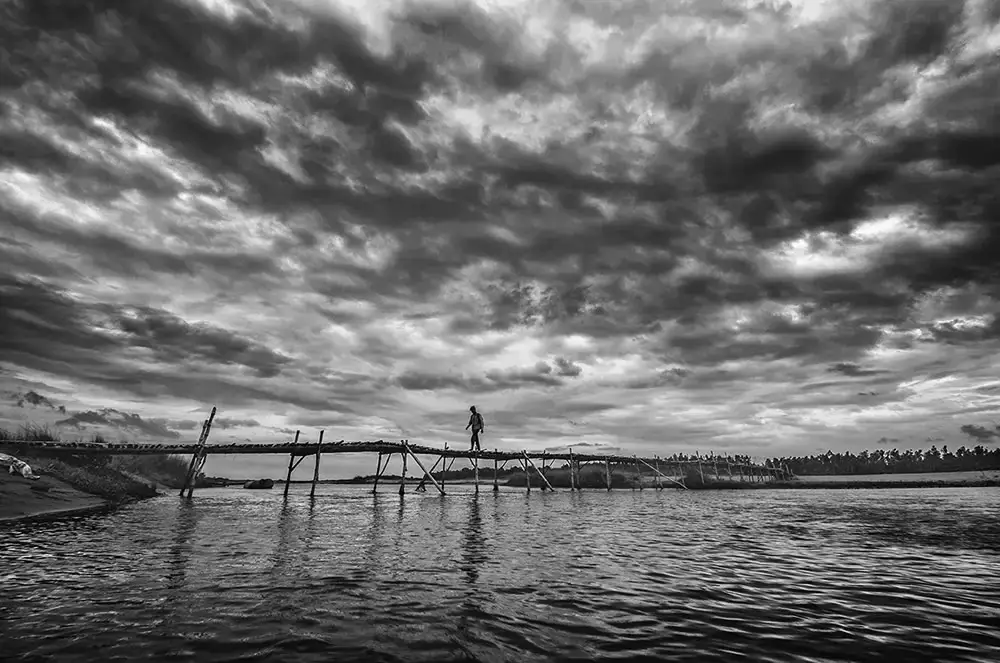 Сказка о бамбуковом мосту: серия фотографий Дипака Рэя Сказка о бамбуковом мосту: серия фотографий Дипака Рэя