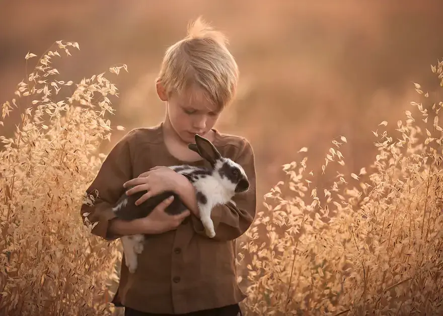 Лиза Холлоуэй: детские фотографии с сельскохозяйственными животными