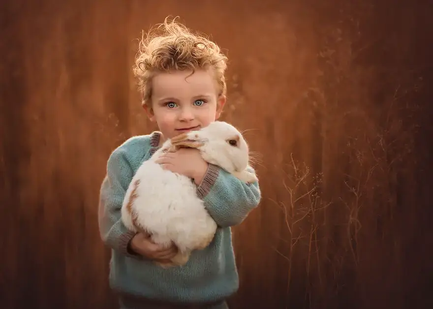 Лиза Холлоуэй: детские фотографии с сельскохозяйственными животными