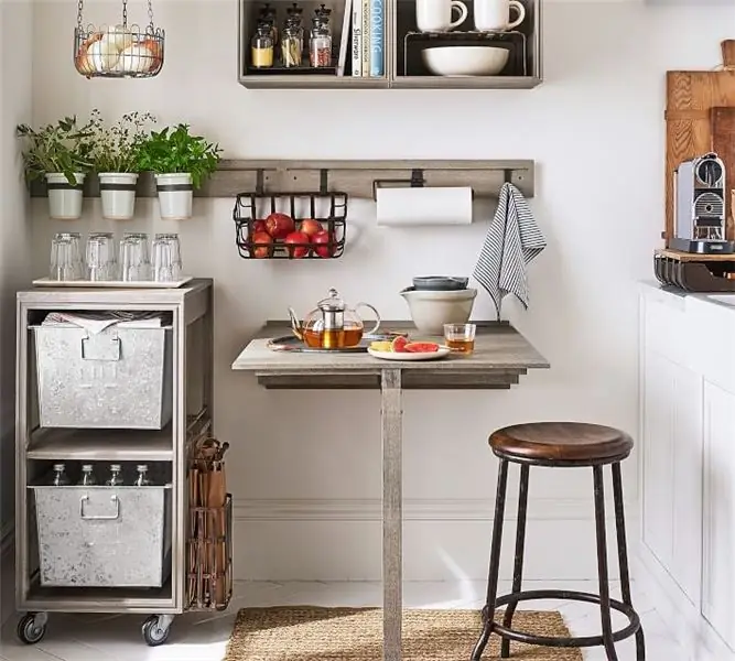У Pottery Barn есть небольшой космический бренд - вот что купить