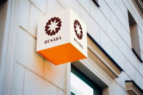 Новый образ Пола Белфорда для группы тайских ресторанов Busaba черпает вдохновение из буддийской философии