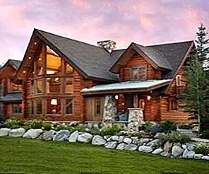 Rustic Log Retreat сочетает современные акценты и захватывающие представления