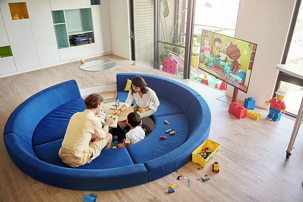 LEGO-Inspired Apartment ставит игровую спину на дизайн
