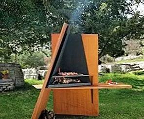 Полезный дизайн наружного гриль-скульптуры из фокуса