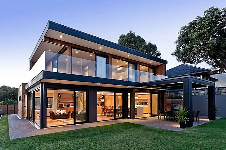 Clifftop House переработан для захвата пейзажей Amazing Bay