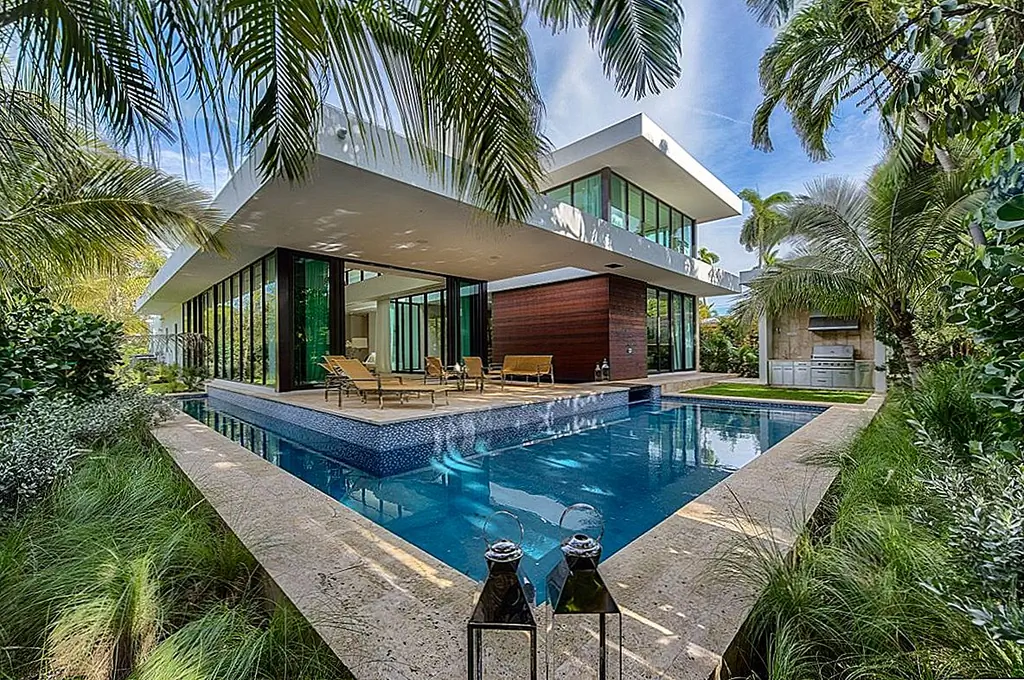 Lavish Oasis на Майами-Бич сочетает минимализм с эксцентрическими деталями