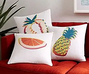 25 Throw Pillows: Summer Edition