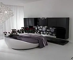 Современные кожаные круглые кровати от Prealpi