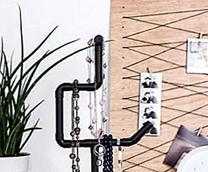 Простые идеи для держателей ожерелья DIY, которые сделают большие подарки