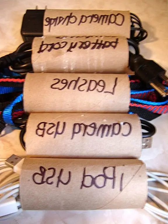 15 DIY-шнур и кабельные устройства для чистого и незагроможденного дома