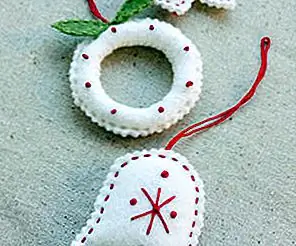 10 DIY почувствовали рождественские украшения 10 DIY почувствовали рождественские украшения