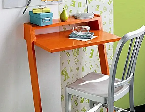 Стол для мини-ноутбуков DIY