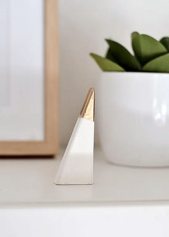 DIY Стильные дверные стойки