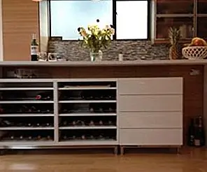 Как объединить элементы Ikea для создания собственной винной стойки