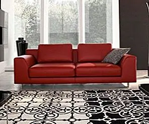 Коллекция украшений красного цвета Calligaris на ткани или коже Коллекция украшений красного цвета Calligaris на ткани или коже