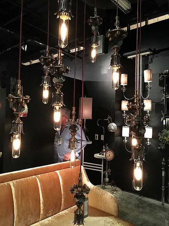 Steampunk смягчает внешний вид промышленного стиля