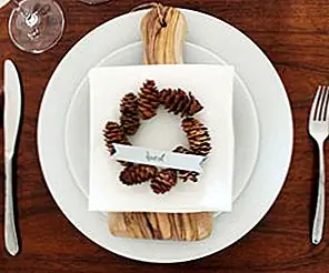 12 DIY Pinecone Crafts - идеально подходит для того, чтобы вы были заняты холодным падением