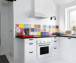 Красочные идеи Backsplash кухни для Eye-Catching Look