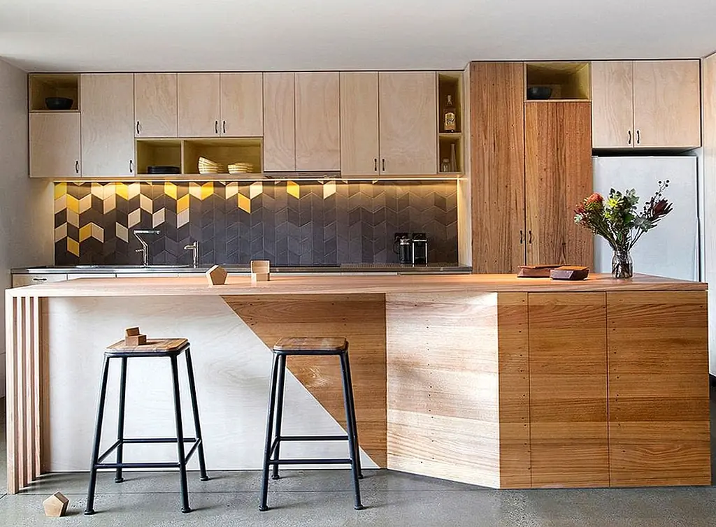 Геометрические конструкции Backsplash и возможности декорации в кухне