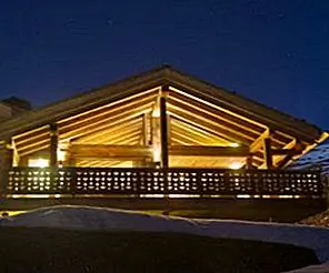 Роскошь, комфорт и захватывающие виды на горы в шале Sherwood