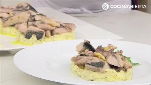 Скумбрия чесночная с картофельным пюре