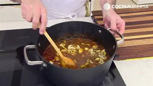 говядина по-бургундски