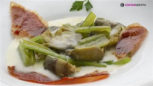 Огуречник и артишоки с картофельным кремом от Карлоса Аргиньяно