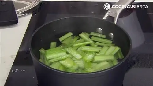 Бораго и артишоки с картофельным кремом