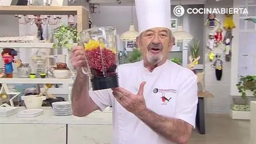Смузи из свеклы, граната и апельсина Смузи из свеклы, граната и апельсина