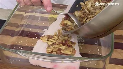 Хвост хека, фаршированный кавой Хвост хека, фаршированный кавой