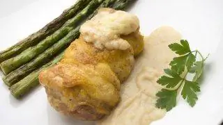 Рецепт куриных бедрышек, фаршированных ветчиной и сыром Рецепт куриных бедрышек, фаршированных ветчиной и сыром