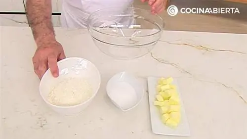 Крамбл из красных фруктов (клубника и малина), самый простой рецепт от Карлоса Аргиньяно - шаг 3