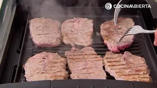 Говяжья лопатка на гриле с овощами от Карлоса Аргиньяно - шаг 4