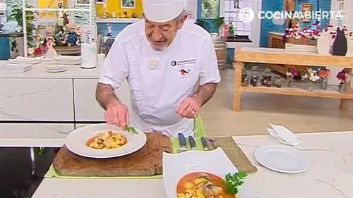 Suquet de Peix от Карлоса Аргиньяно, традиционное рыбное рагу из каталонской кухни - шаг 5 Suquet de Peix от Карлоса Аргиньяно, традиционное рыбное рагу из каталонской кухни - шаг 5