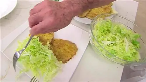 Раунд из морепродуктов с луком-шалотом Раунд из морепродуктов с луком-шалотом