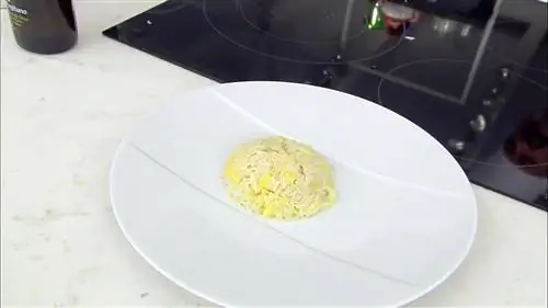 Маринованный лосось с рисом и тортильей Маринованный лосось с рисом и тортильей