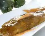 Перец, фаршированный рубцом и соусом из нута Перец, фаршированный рубцом и соусом из нута