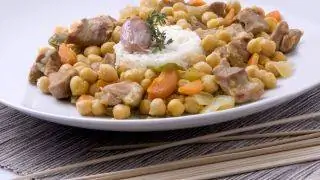Нут с карри из баранины Нут с карри из баранины