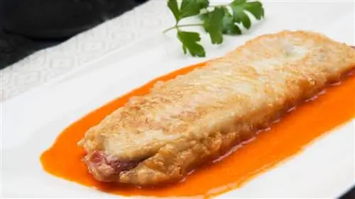 Рыба, фаршированная острым соусом