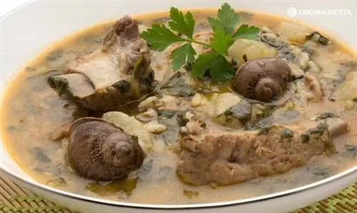 Рисовый суп с фасолью и репой