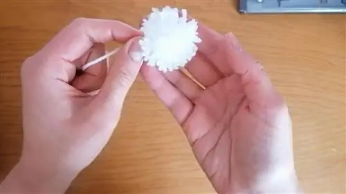 Как сделать помпон из шерсти